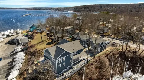 47 Arnolds Neck Drive Warwick RI 02886