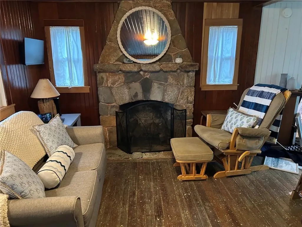 24 Point Meadows Road Little Compton RI 02837