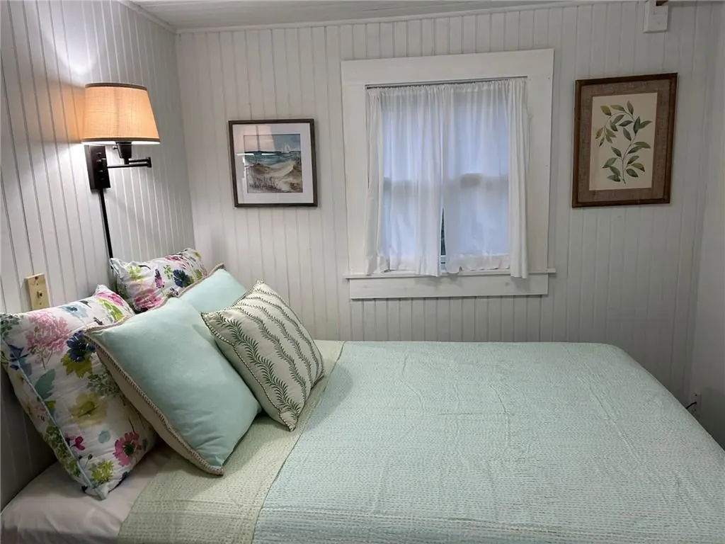 24 Point Meadows Road Little Compton RI 02837