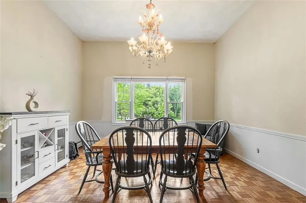 80 Woodbridge Drive East Greenwich RI 02818