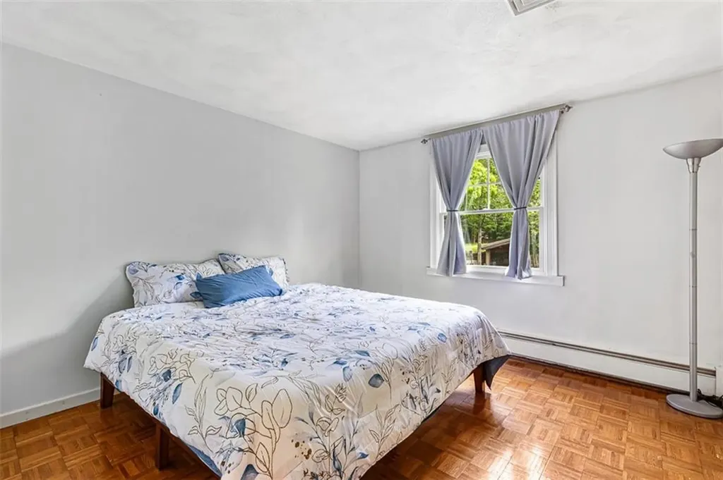 80 Woodbridge Drive East Greenwich RI 02818