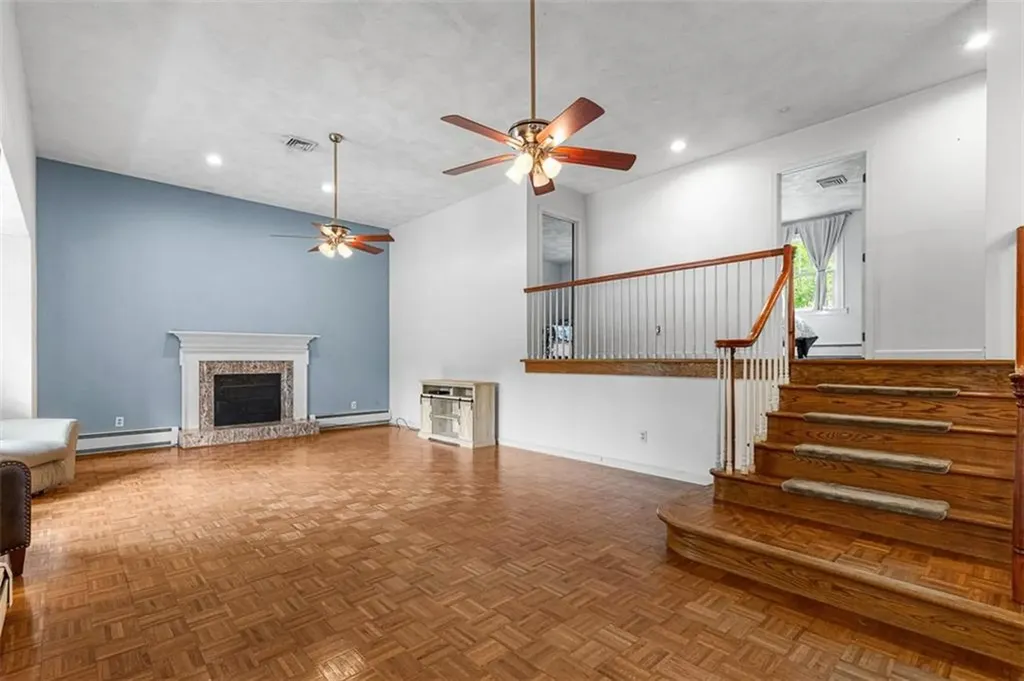 80 Woodbridge Drive East Greenwich RI 02818