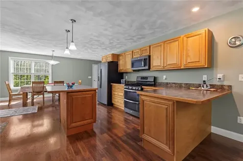 799 Chestnut Hill Road Glocester RI 02814