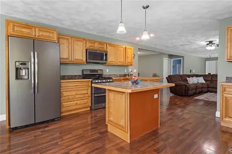 799 Chestnut Hill Road Glocester RI 02814