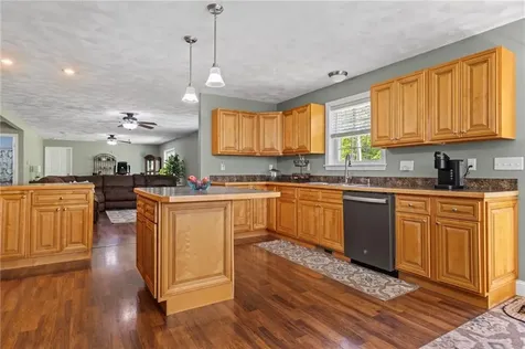 799 Chestnut Hill Road Glocester RI 02814