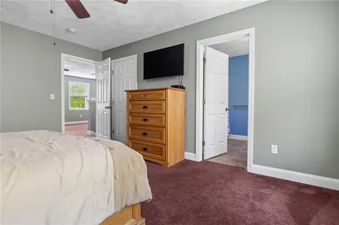 799 Chestnut Hill Road Glocester RI 02814