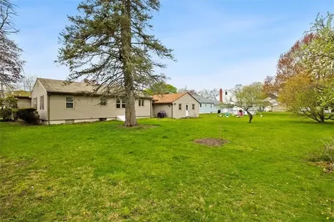 200 Glen Drive Warwick RI 02886