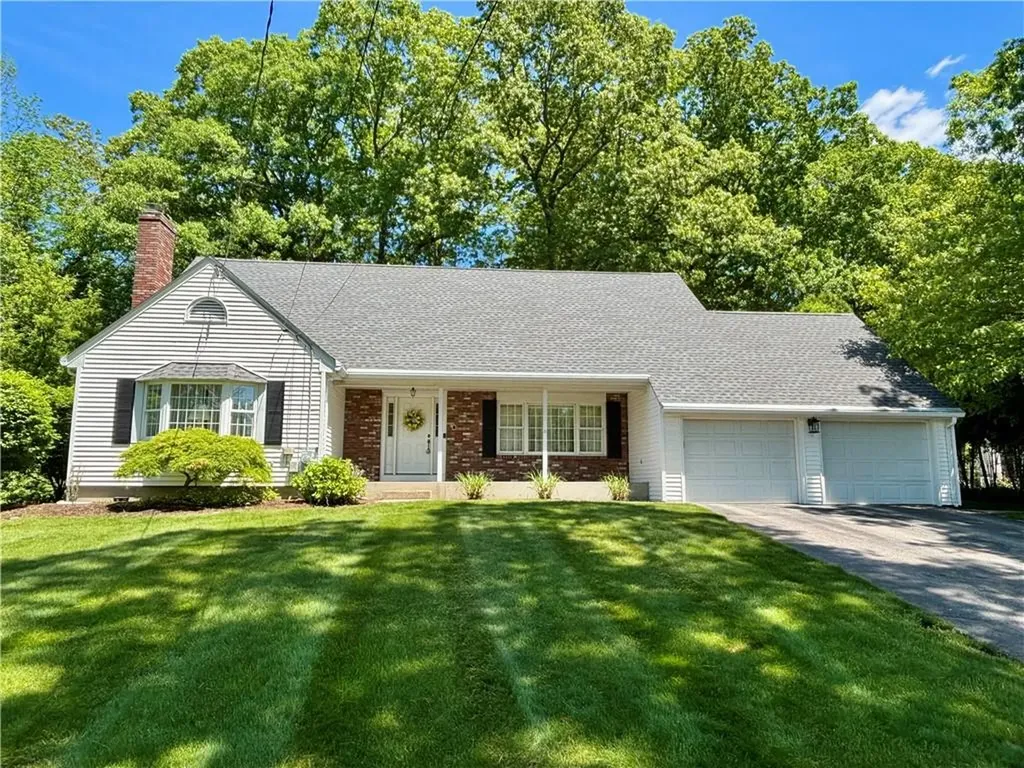 2 High Ridge Drive Cumberland RI 02864