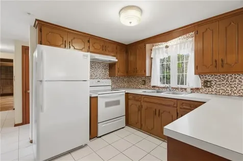 2 High Ridge Drive Cumberland RI 02864