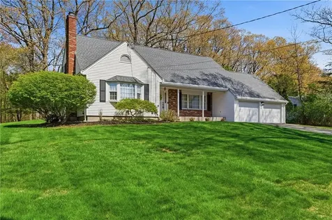 2 High Ridge Drive Cumberland RI 02864