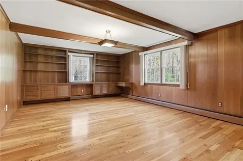 2 High Ridge Drive Cumberland RI 02864