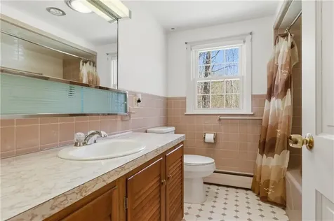 2 High Ridge Drive Cumberland RI 02864