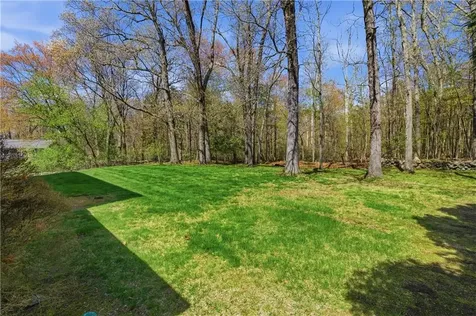 2 High Ridge Drive Cumberland RI 02864