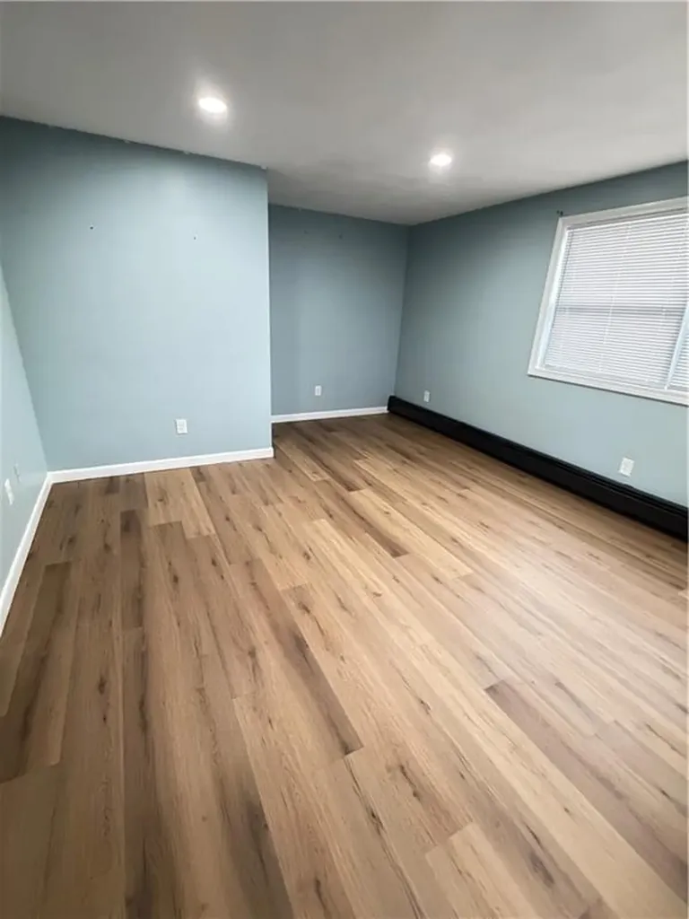 75 Hobson Avenue North Providence RI 02911