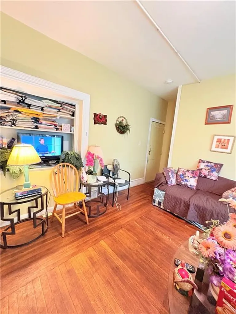 246 Sackett Street Providence RI 02907