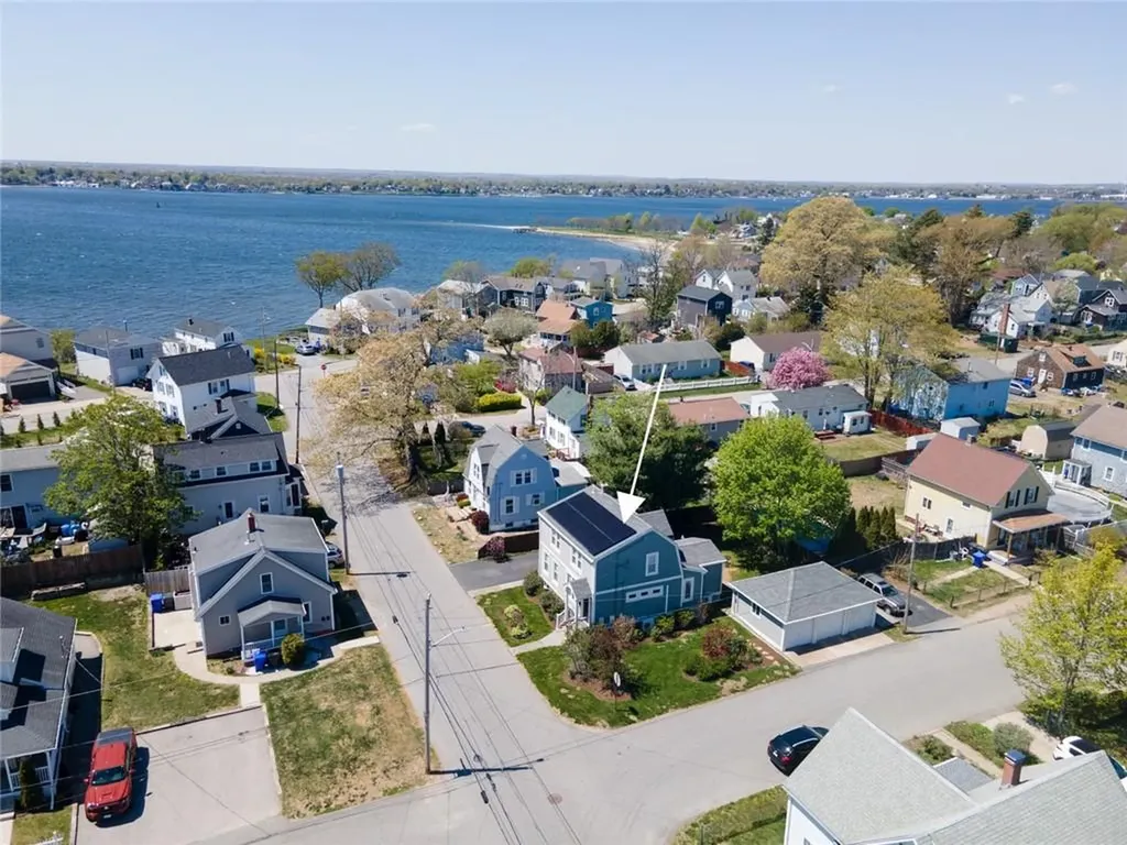 17 Sherman Street East Providence RI 02915