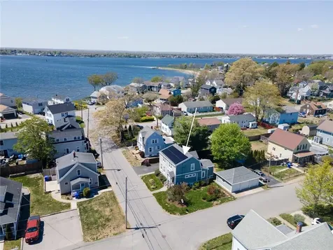 17 Sherman Street East Providence RI 02915