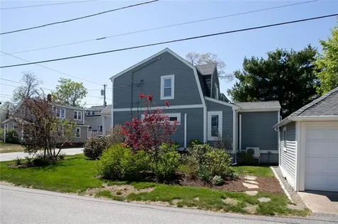 17 Sherman Street East Providence RI 02915