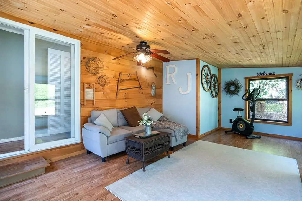 465 24 Gardiner Road Richmond RI 02892