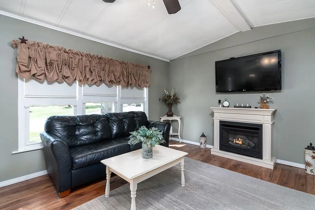 465 24 Gardiner Road Richmond RI 02892