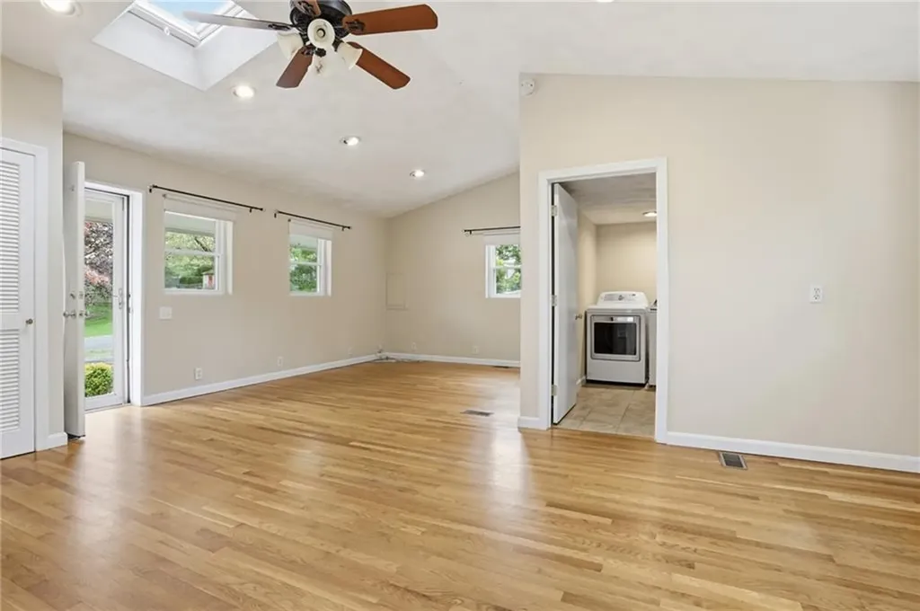135 Red Chimney Drive Warwick RI 02886