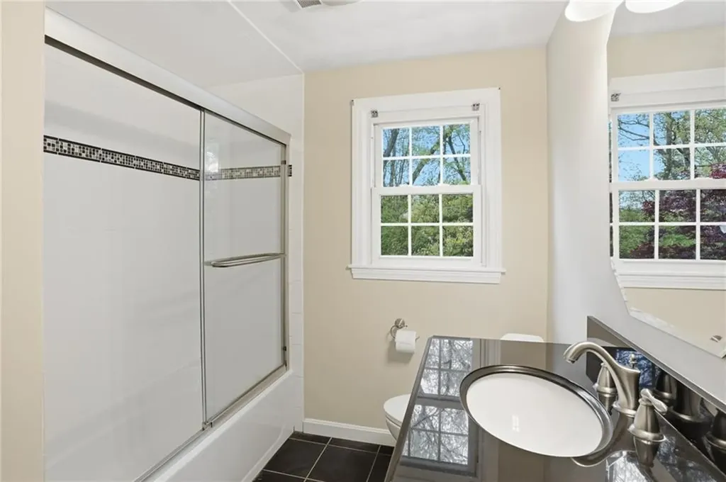 135 Red Chimney Drive Warwick RI 02886