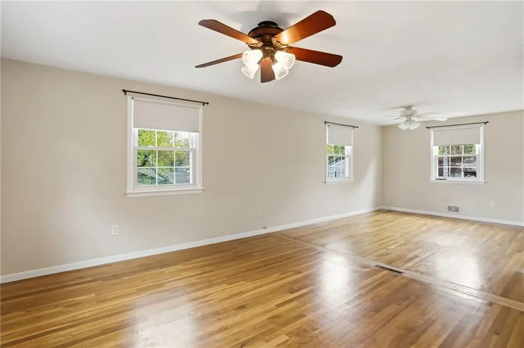 135 Red Chimney Drive Warwick RI 02886