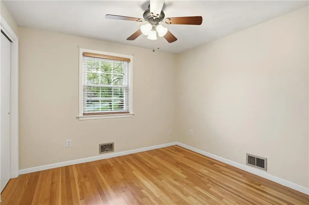 135 Red Chimney Drive Warwick RI 02886