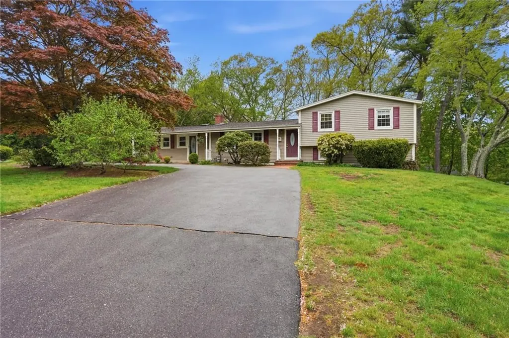 135 Red Chimney Drive Warwick RI 02886