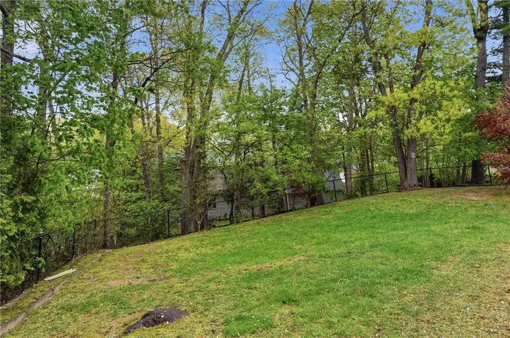 135 Red Chimney Drive Warwick RI 02886