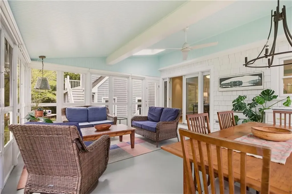 64 Lawndale Drive Warwick RI 02818