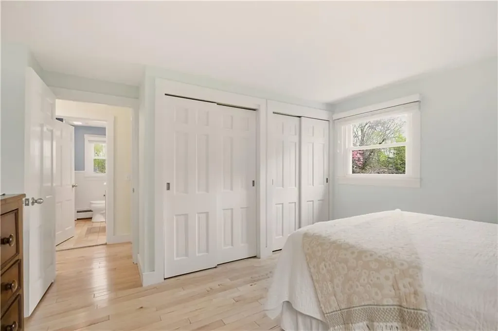 64 Lawndale Drive Warwick RI 02818