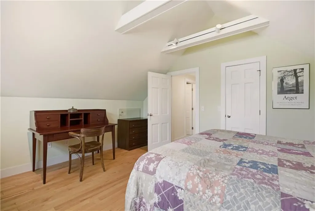64 Lawndale Drive Warwick RI 02818