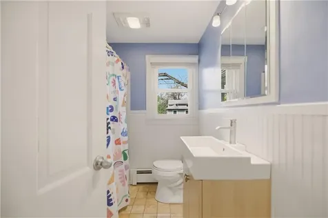 64 Lawndale Drive Warwick RI 02818