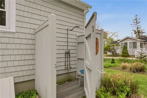 64 Lawndale Drive Warwick RI 02818