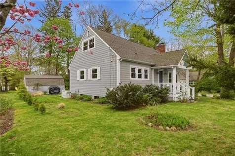 64 Lawndale Drive Warwick RI 02818