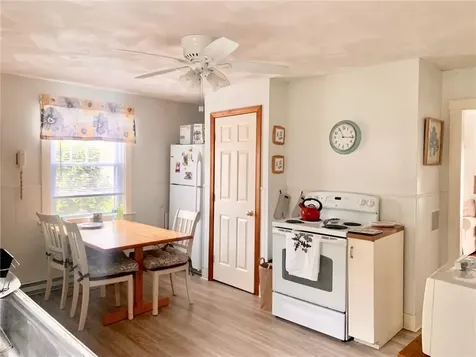 56 Bayberry Road Narragansett RI 02882