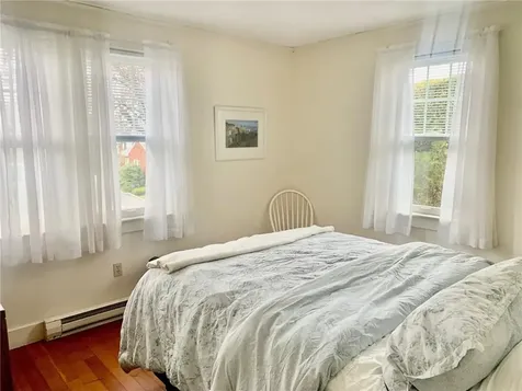 56 Bayberry Road Narragansett RI 02882