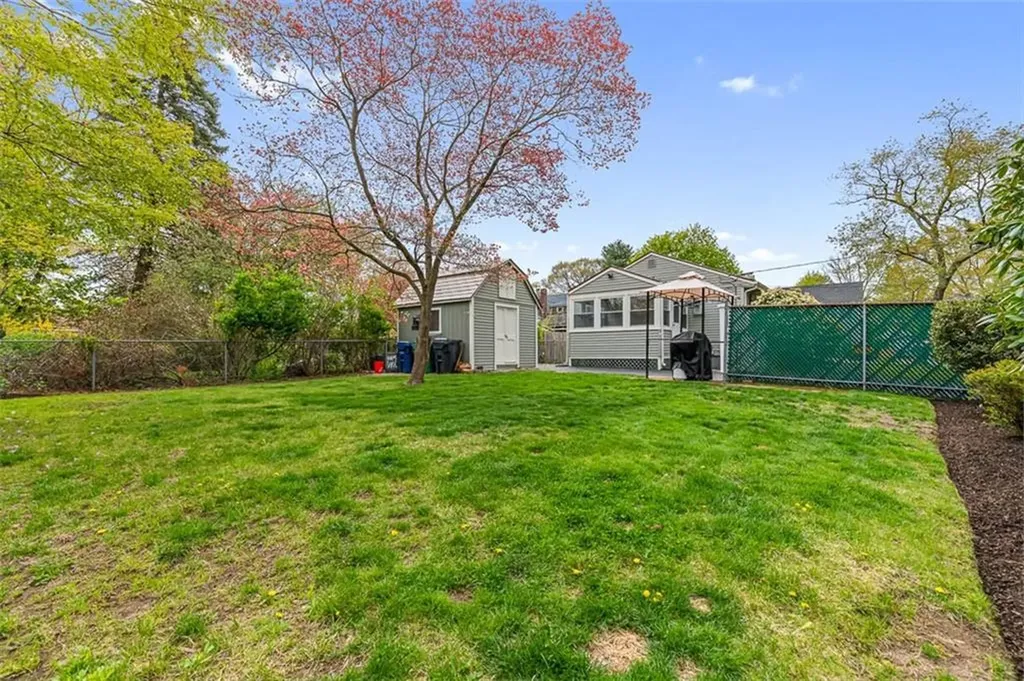 48 Barker Street Warwick RI 02888