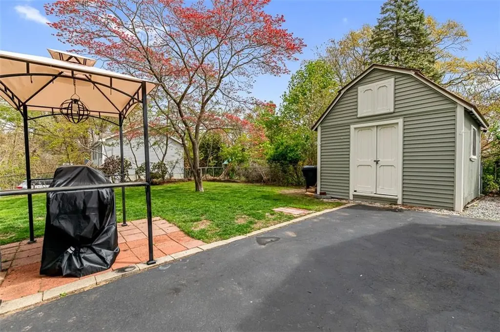 48 Barker Street Warwick RI 02888