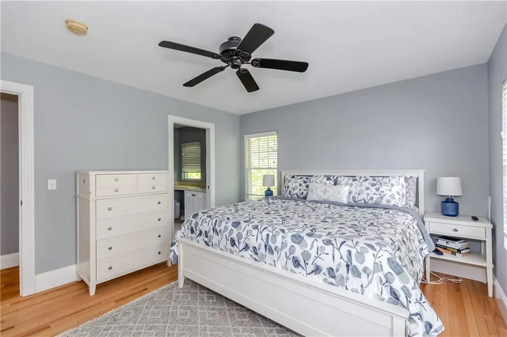 50 Searle Avenue Cranston RI 02920