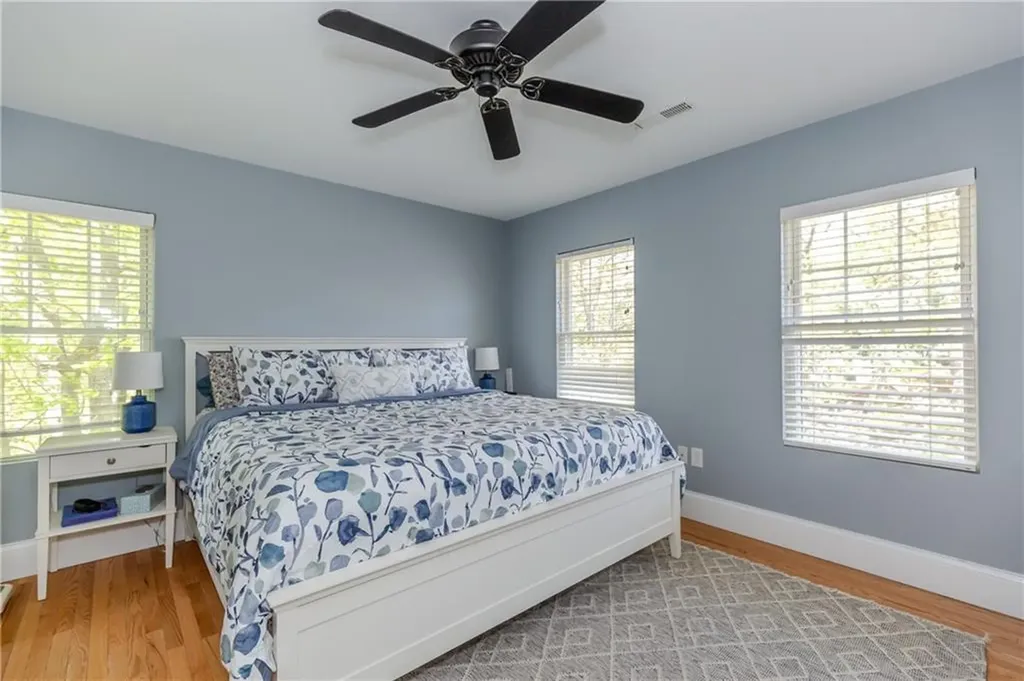 50 Searle Avenue Cranston RI 02920