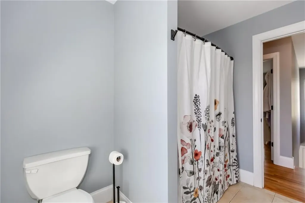 50 Searle Avenue Cranston RI 02920