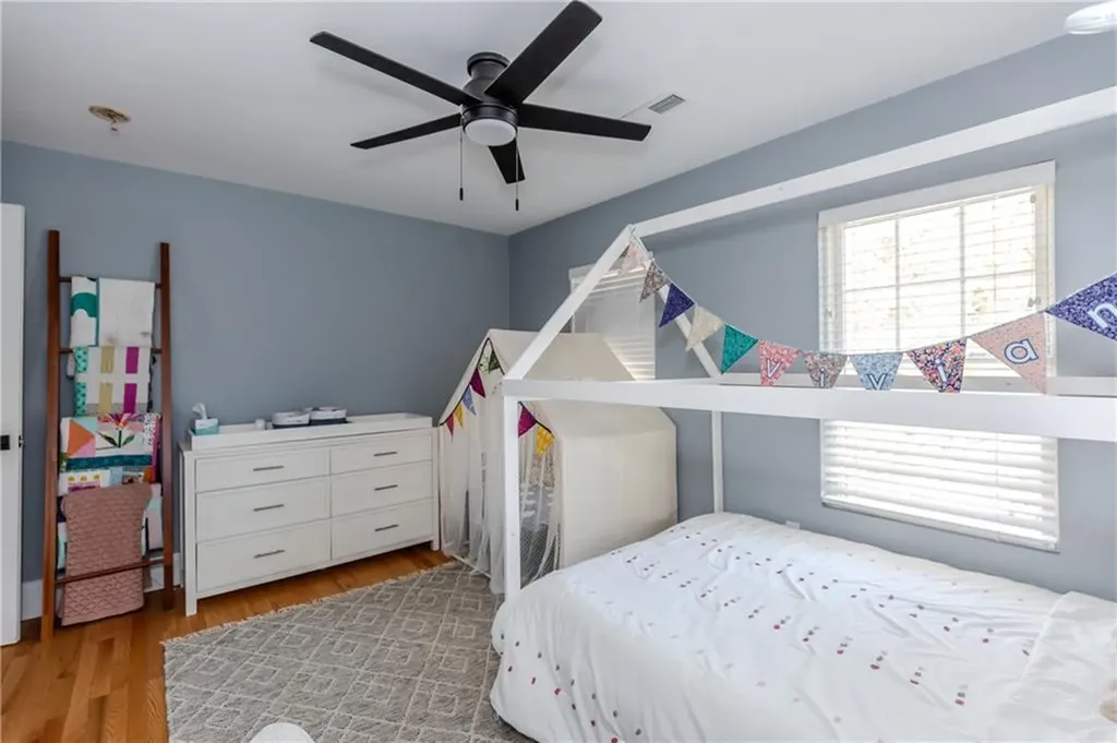 50 Searle Avenue Cranston RI 02920