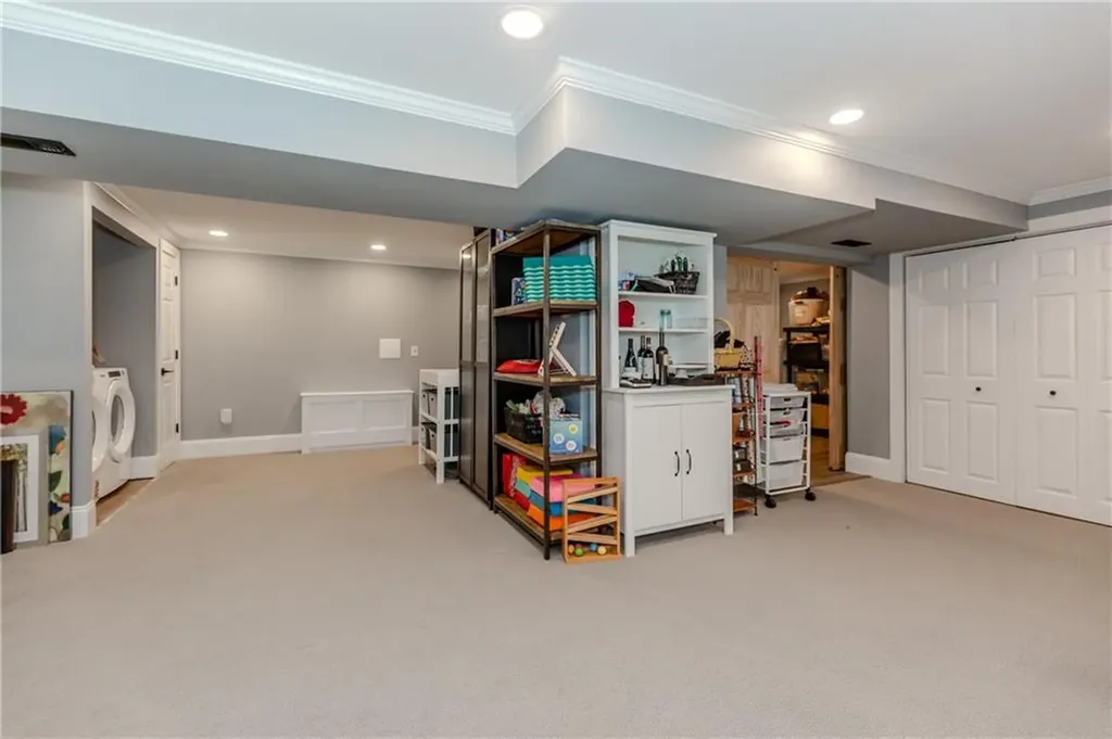 50 Searle Avenue Cranston RI 02920