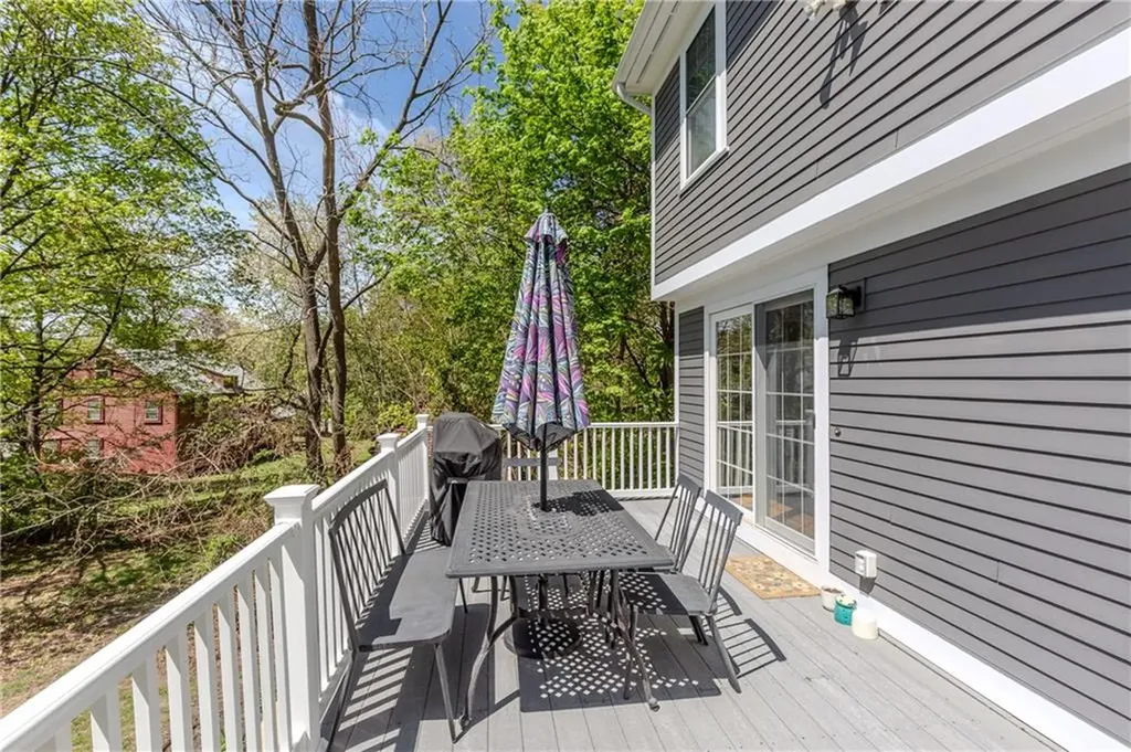 50 Searle Avenue Cranston RI 02920