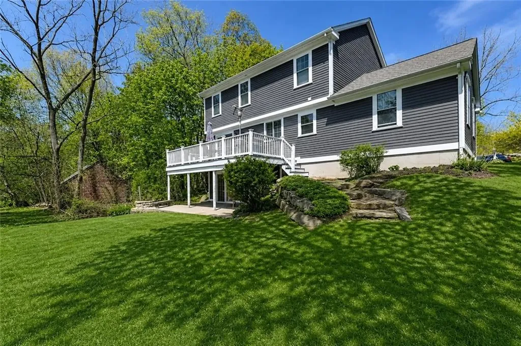 50 Searle Avenue Cranston RI 02920