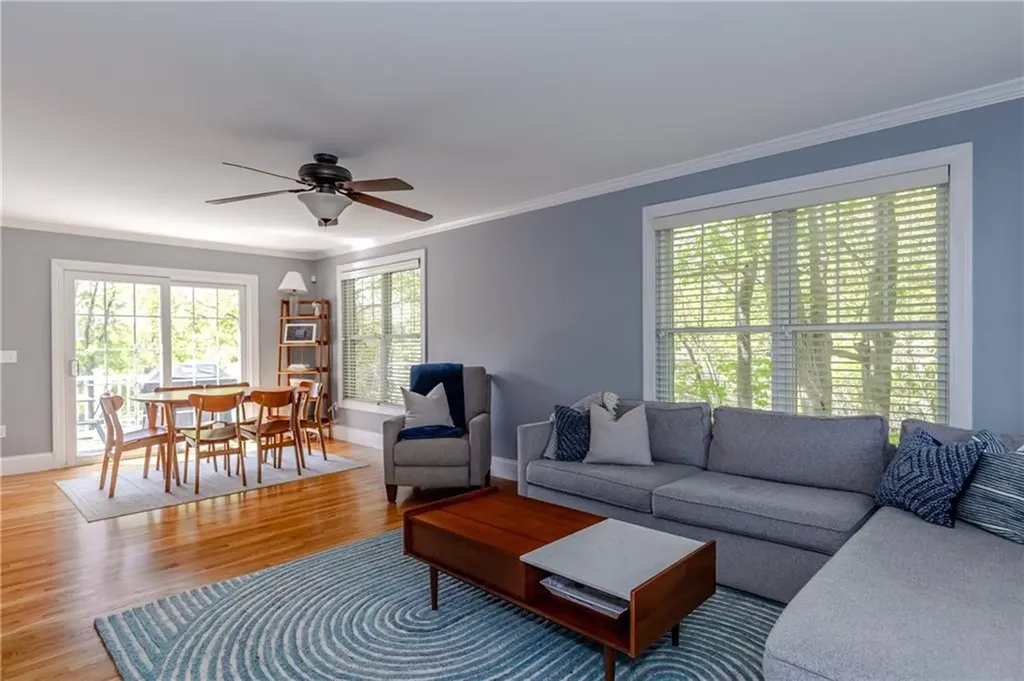 50 Searle Avenue Cranston RI 02920