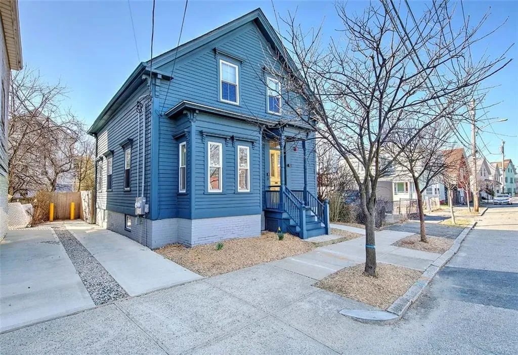 78 Stanwood Street Providence RI 02907