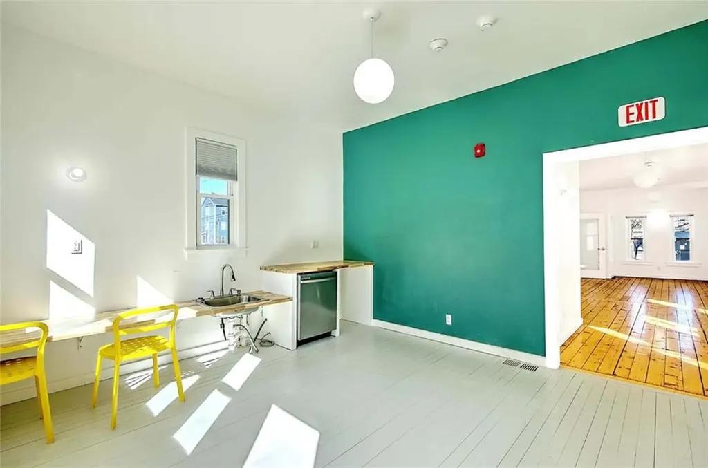 78 Stanwood Street Providence RI 02907